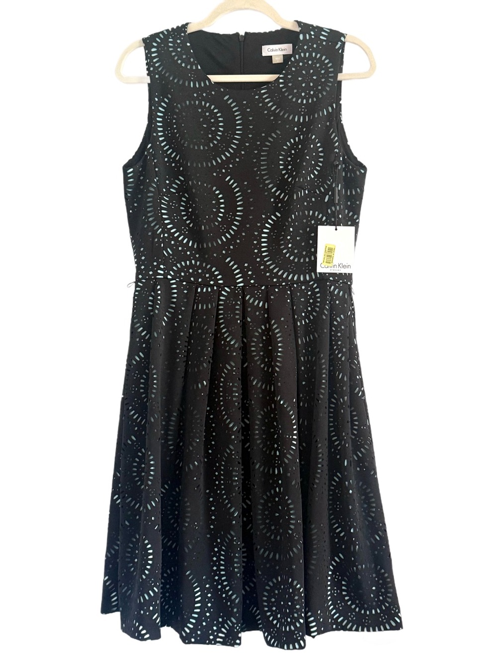 Calvin Klein Black Sleeveless Laser-Cut Fit-and-Flare Midi Dress Sz 8